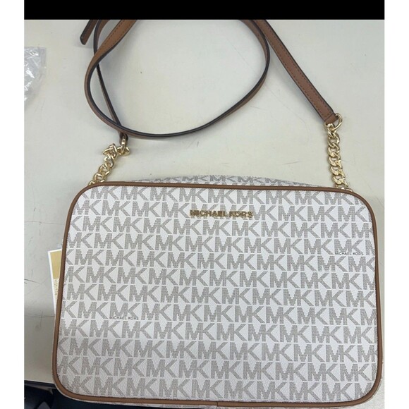 Michael Kors Ladies Vanilla Signature-coated Jet Set Large East 